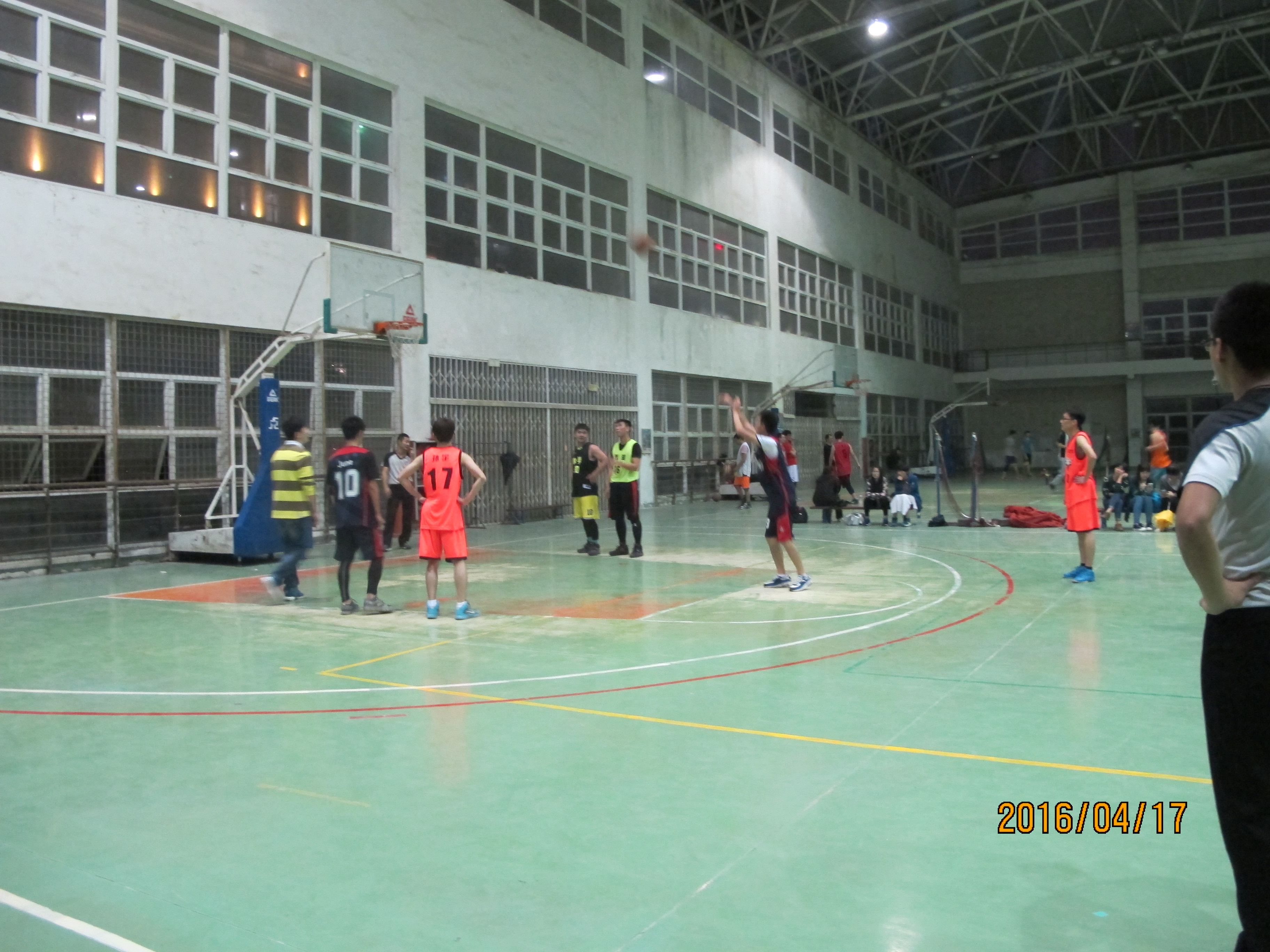 巅峰对决,激情四射――数计学院班级篮球赛完美落幕