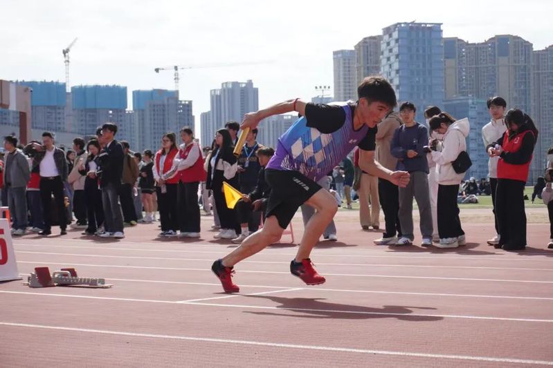 风驰电掣 一举夺魁——教育科学...