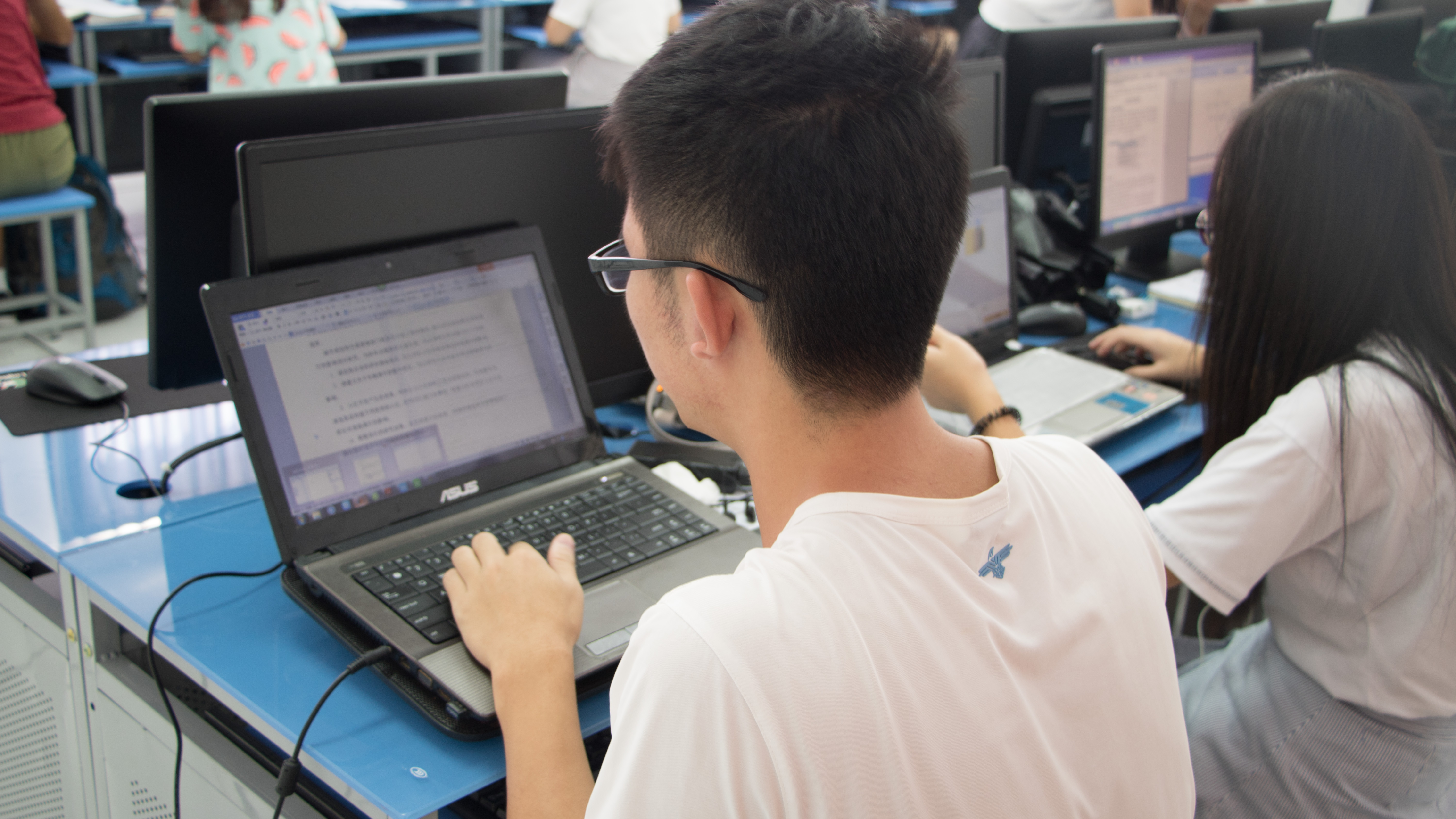 全国数学建模赛,数计学子显身手